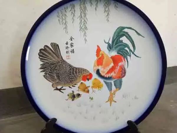 王云珍 刻瓷艺术家 艺术大师 刻瓷艺术 刻瓷工艺 艺术品 刻瓷作品